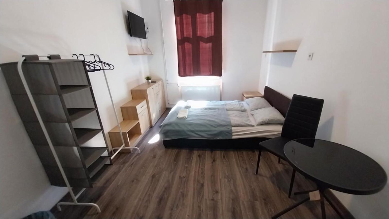 Aradi Rooms With Private Bathroom In The City Centre Budapešť Exteriér fotografie